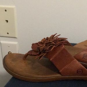 Born tan leather flower sandals flip flops